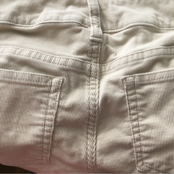 London Jean Cream Corduroy Pants (size 2, short, low-rise) - Picture 6 of 10